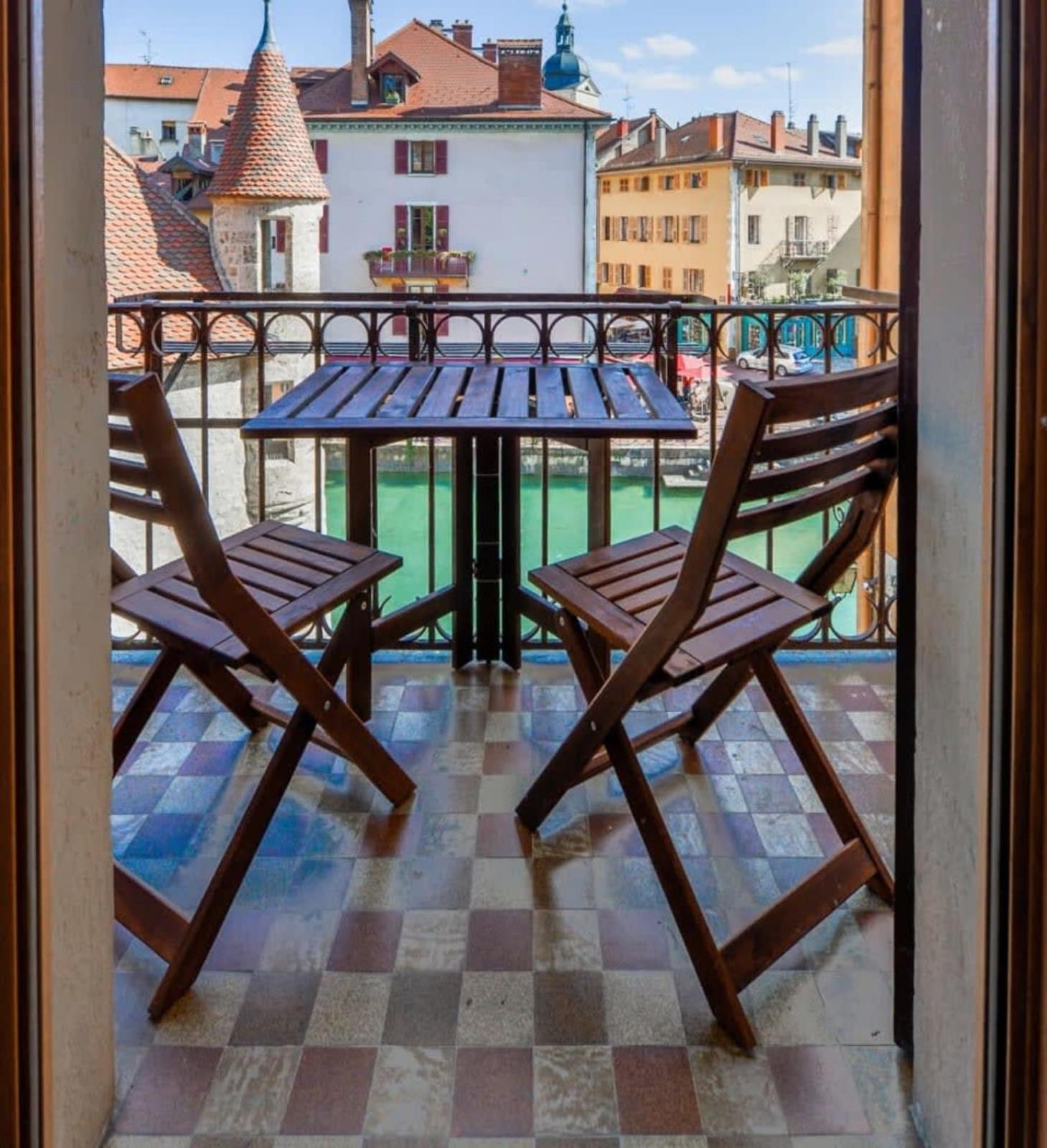 3-Star Rated Apartment In The Heart Of The Old Town With A View Annecy Exterior photo
